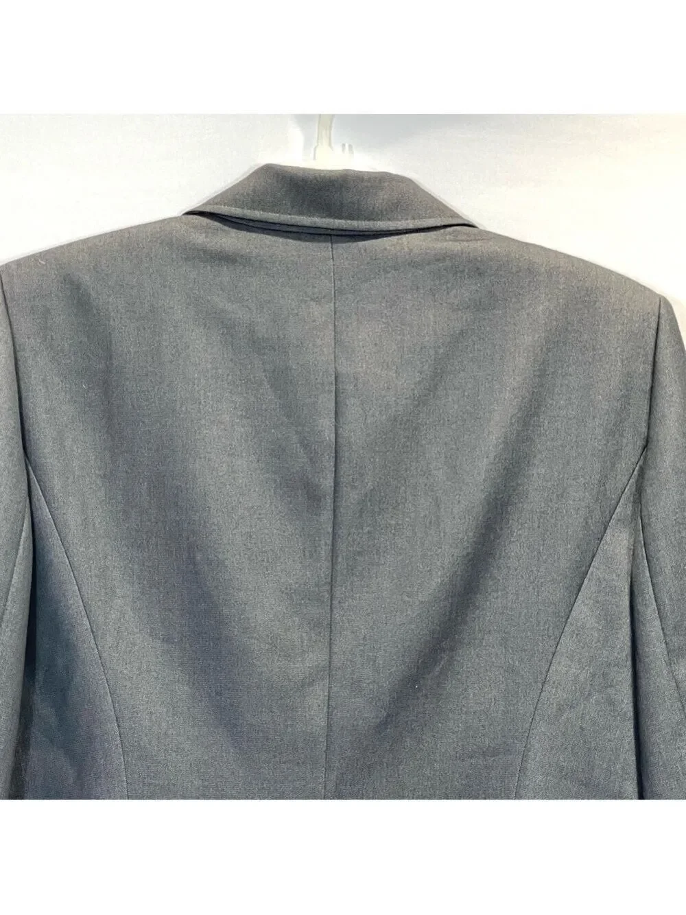 Tahari by Arthur S. Levine Two Front Pockets Blazer Size 14P